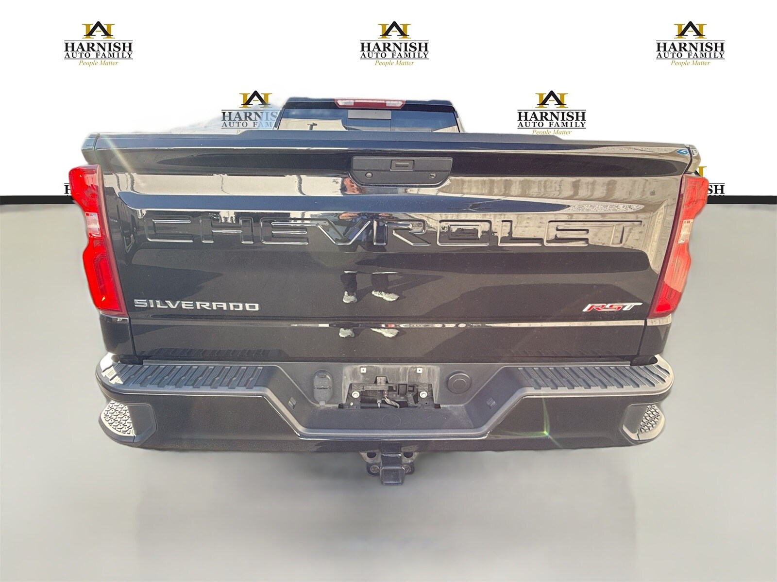 2020 Chevrolet Silverado 1500 RST photo 4