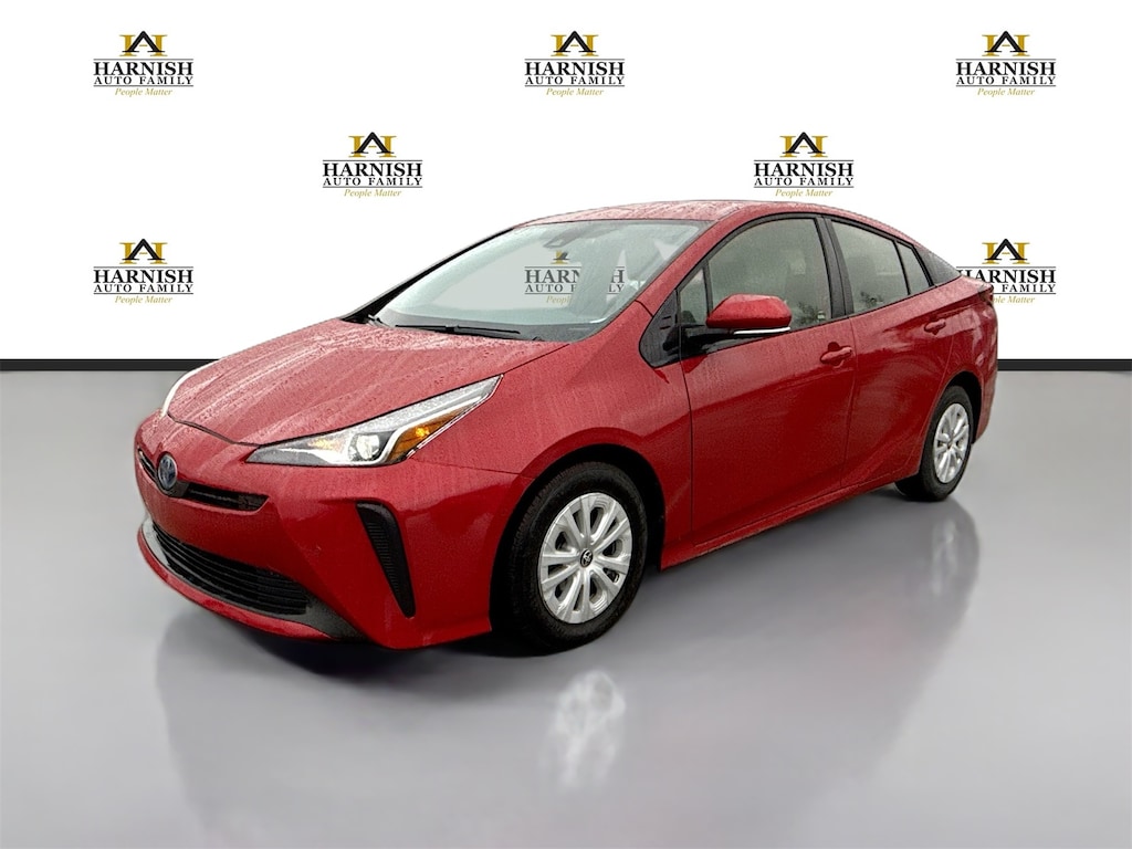 Used 2020 Toyota Prius L Hatchback
