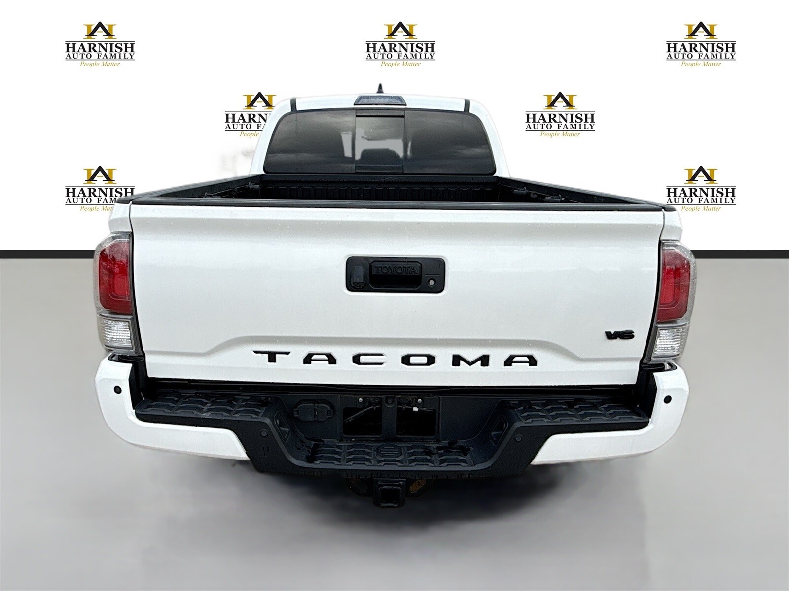 2023 Toyota Tacoma SR5 V6 photo 4