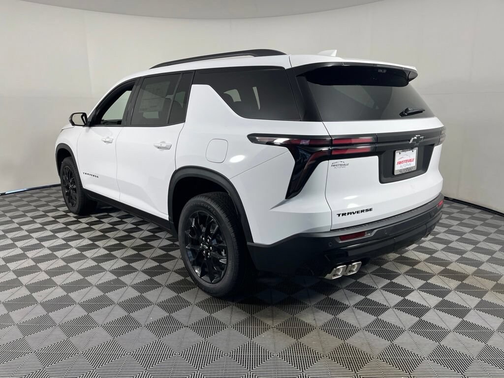 New 2026 Chevrolet Traverse LT SUV