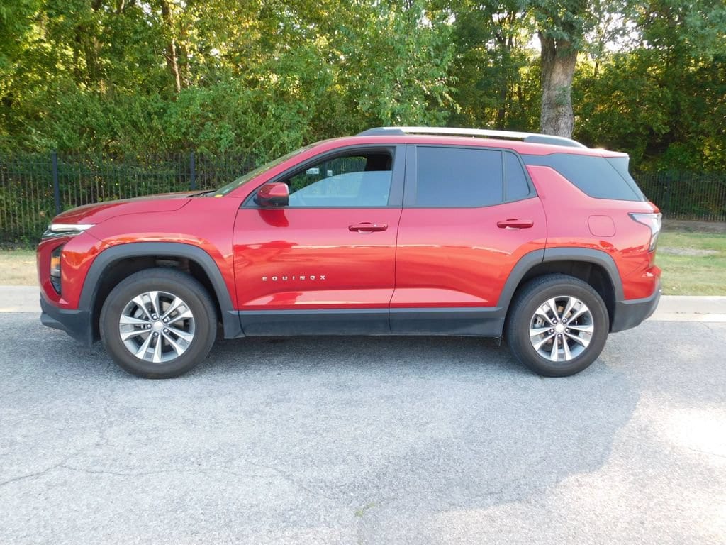 Used 2025 Chevrolet Equinox LT SUV