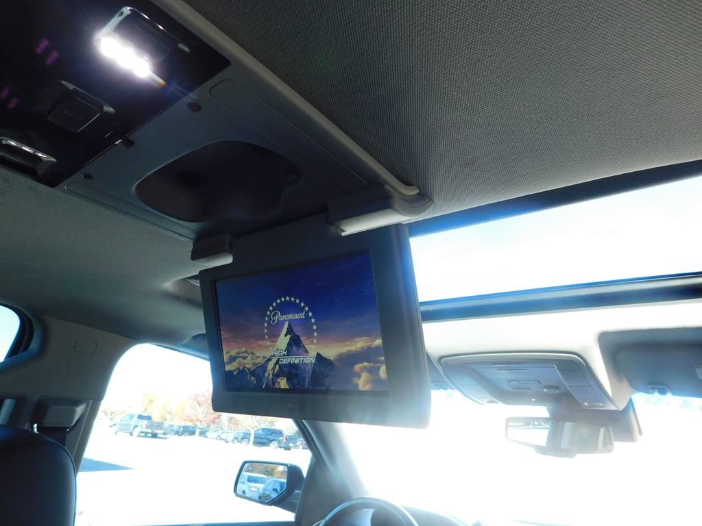 2018 Chevrolet Tahoe Premier photo 4