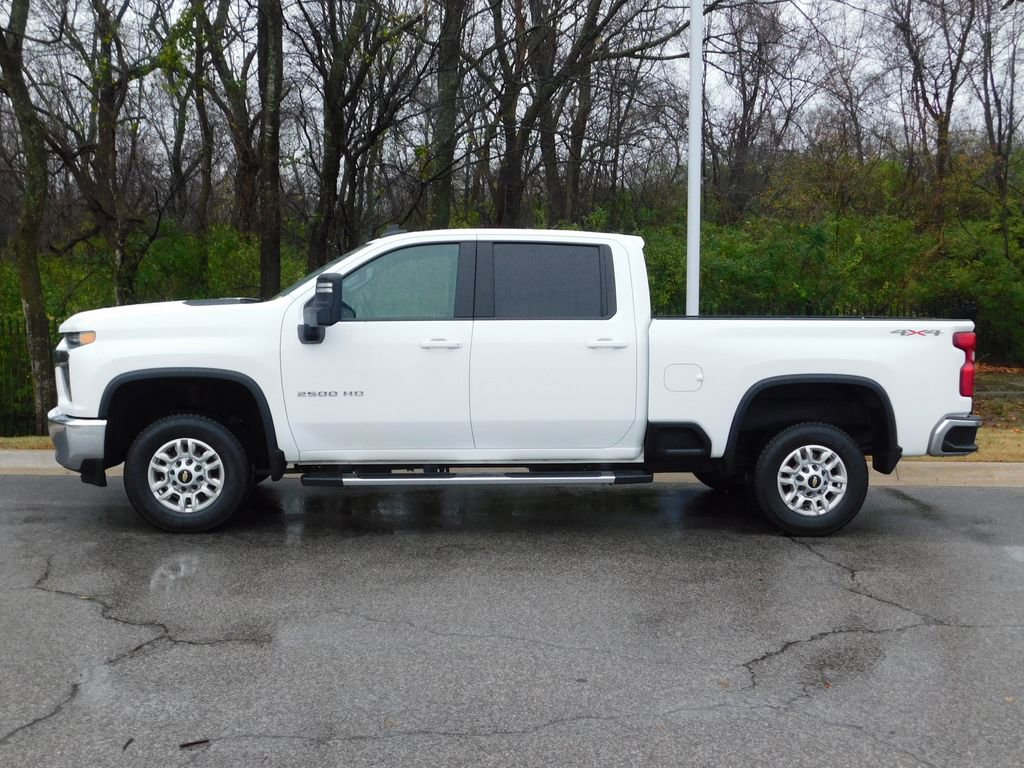2020 Chevrolet Silverado 2500HD LT photo 2