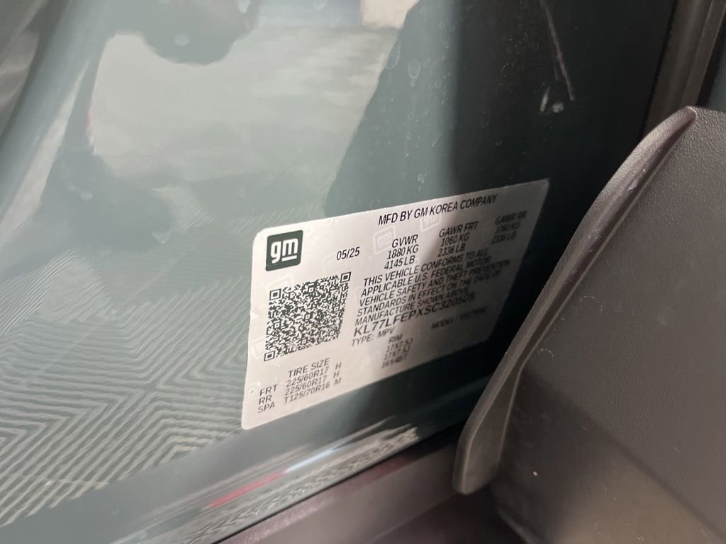 2025 Chevrolet Trax LS - Photo 20
