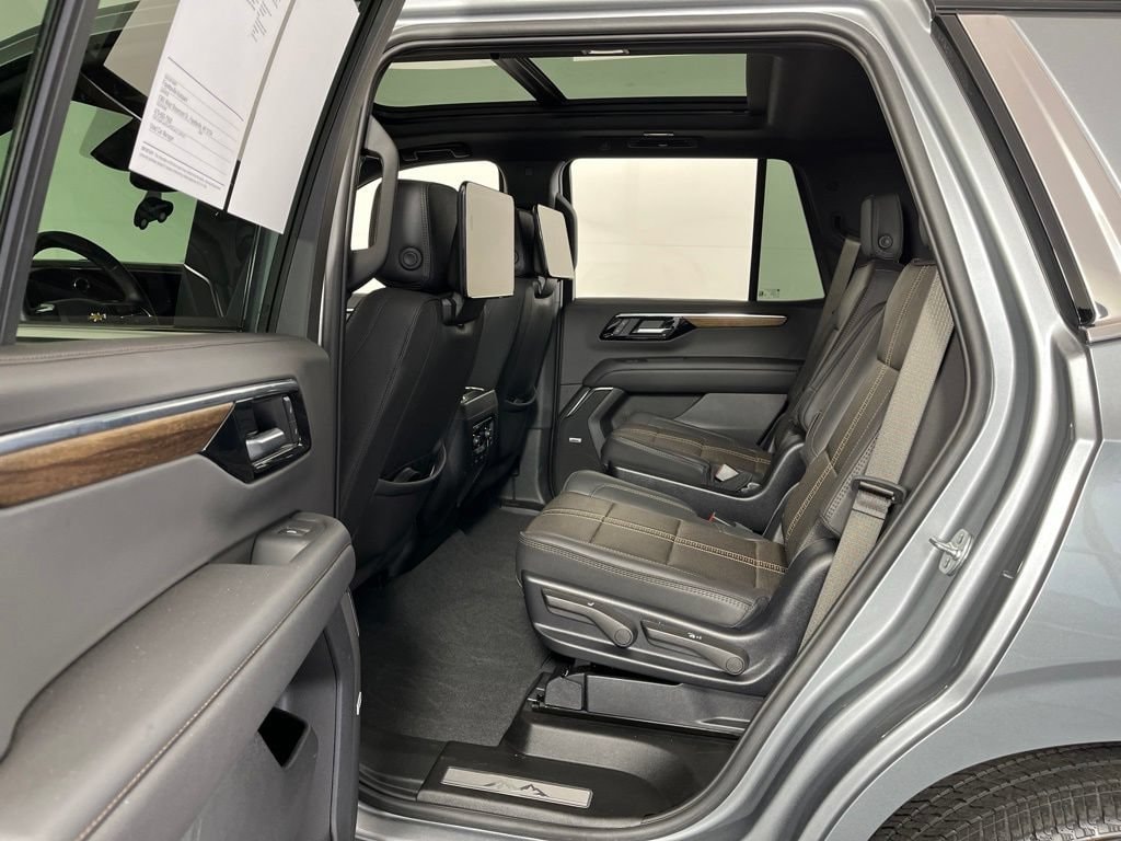 2025 Chevrolet Tahoe High Country - Photo 28