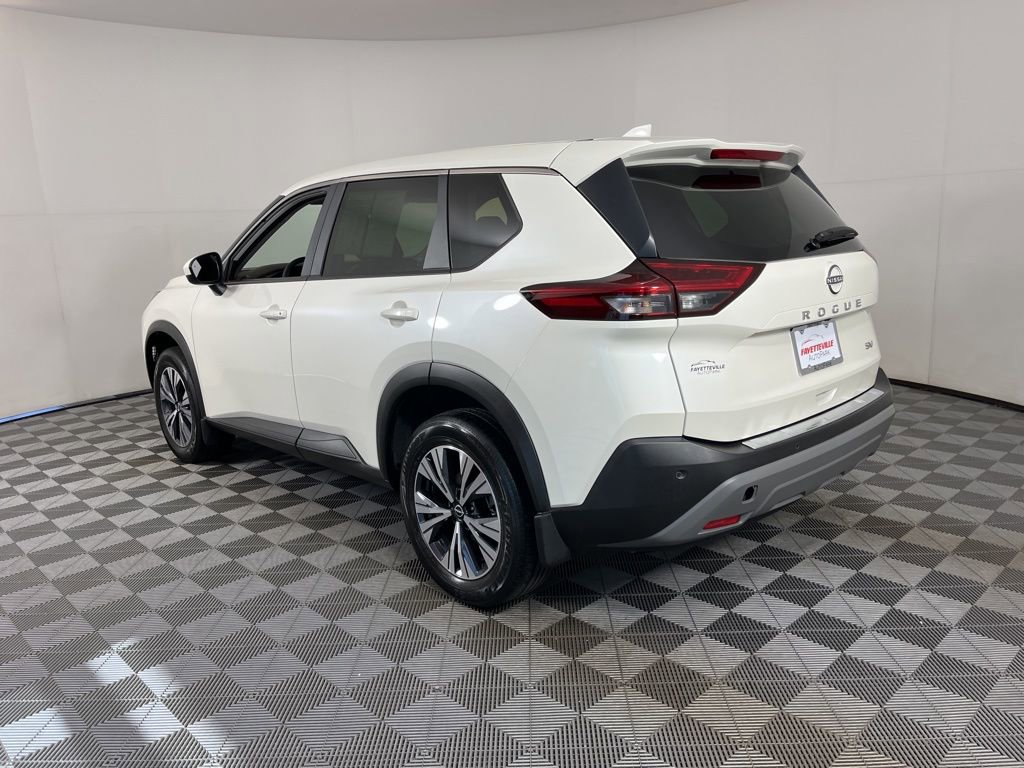 2023 Nissan Rogue SV photo 2
