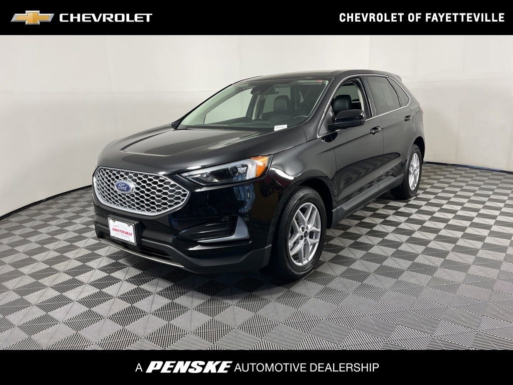 Used 2024 Ford Edge SEL SUV