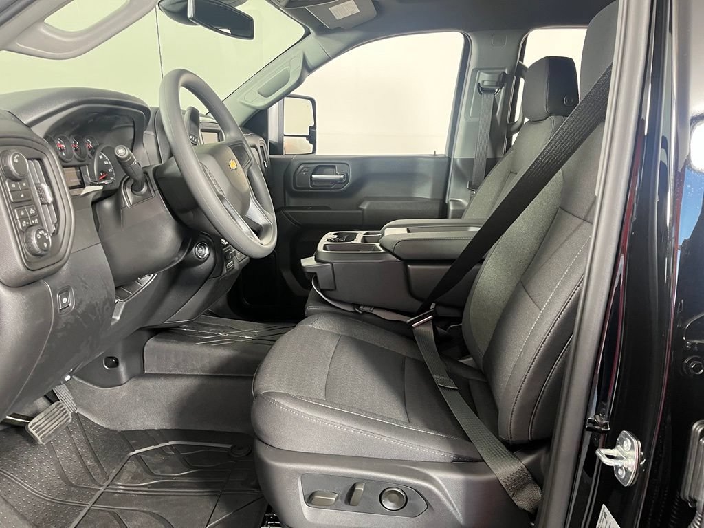 2026 Chevrolet Silverado 2500 HD Custom - Photo 19