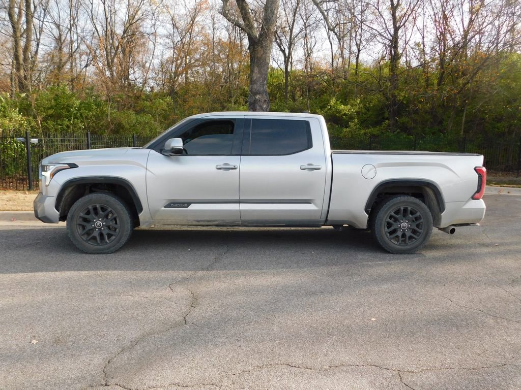 2023 Toyota Tundra Platinum photo 2
