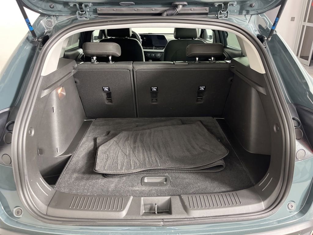 2025 Chevrolet Trax LS - Photo 17