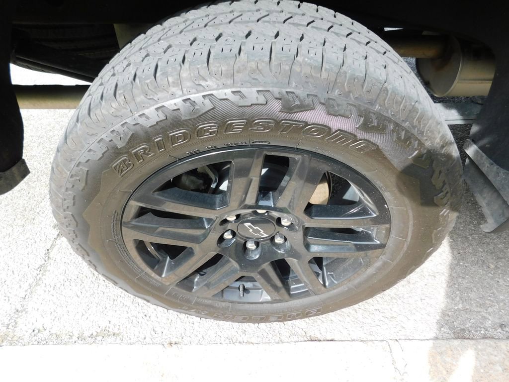 2025 Chevrolet Silverado 1500 LT Trail Boss - Photo 8