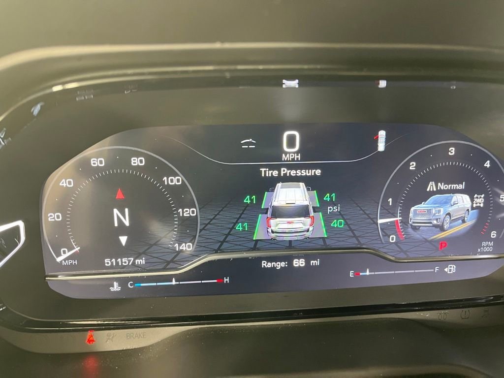 2024 GMC Yukon Denali Ultimate - Photo 30