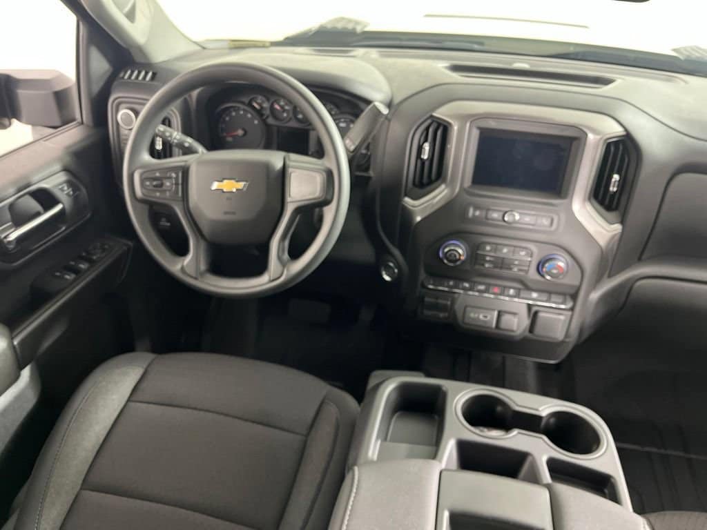 2026 Chevrolet Silverado 2500 HD Custom - Photo 12