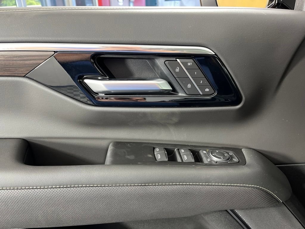 2026 Chevrolet Tahoe Premier - Photo 29