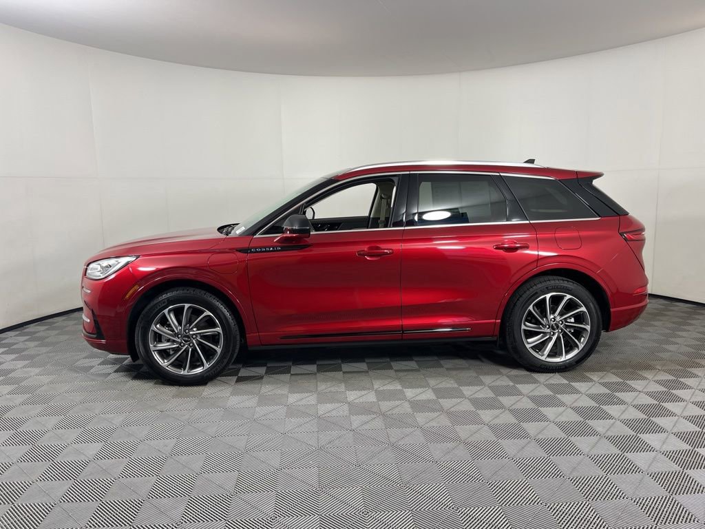2024 Lincoln Corsair Grand Touring photo 2