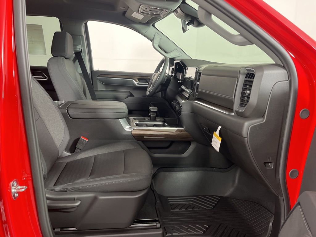 2026 Chevrolet Silverado 1500 LT - Photo 9