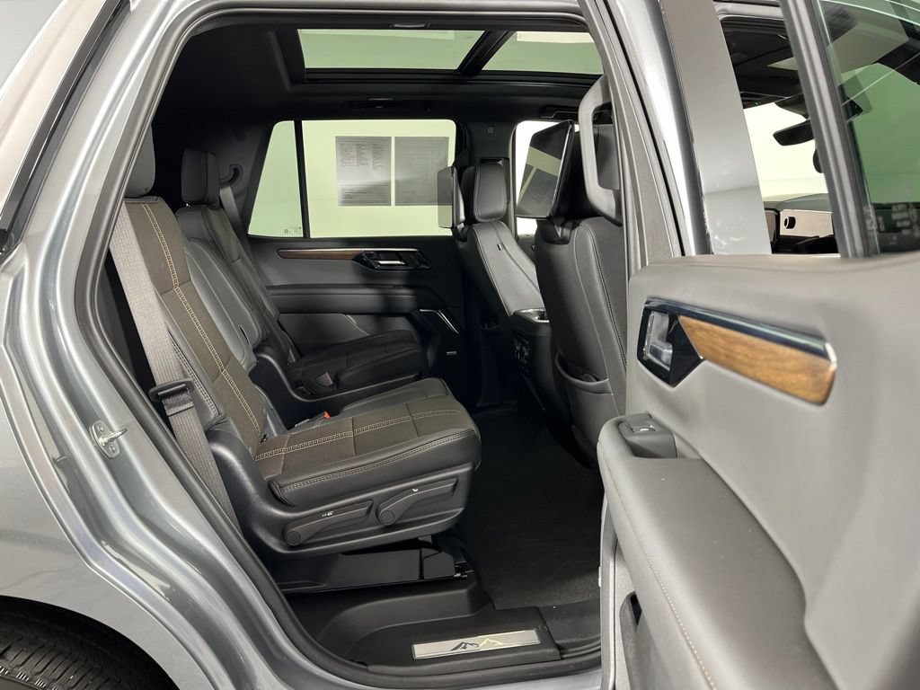 2025 Chevrolet Tahoe High Country - Photo 16