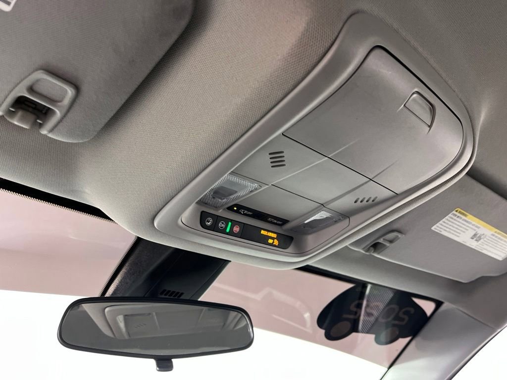 2022 GMC Acadia SLE - Photo 27