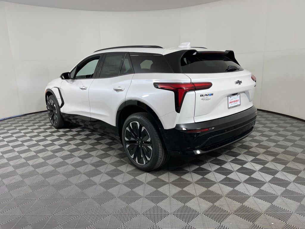 2025 Chevrolet Blazer EV RS - Photo 17