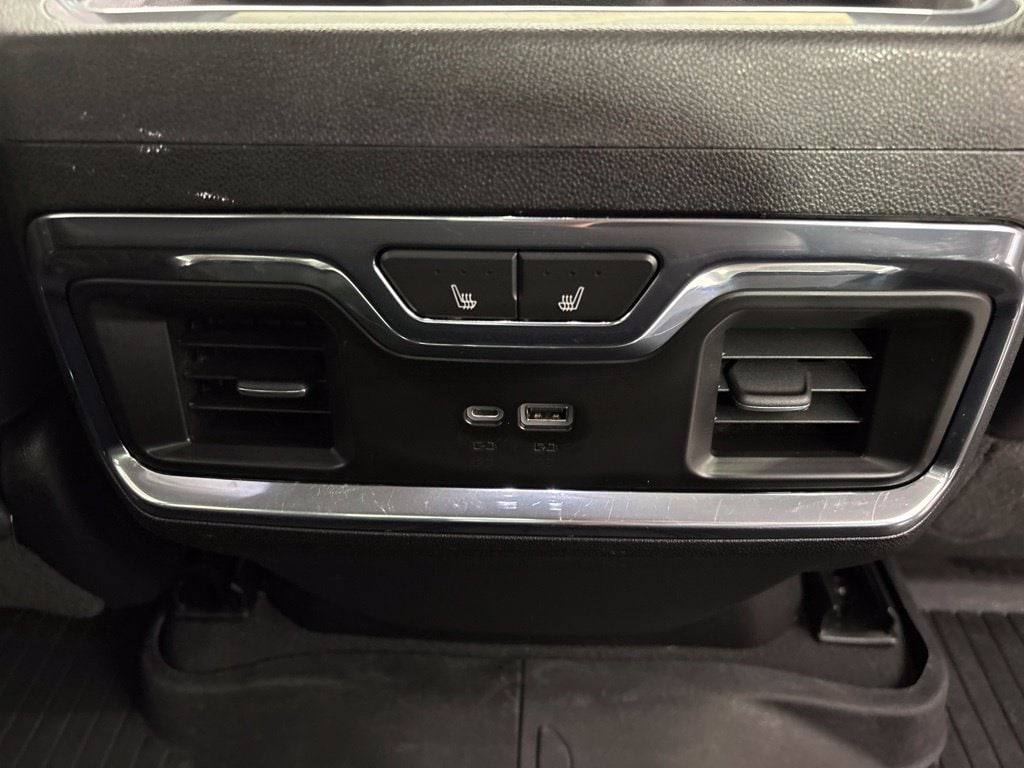 2023 Chevrolet Silverado 1500 LTZ - Photo 12