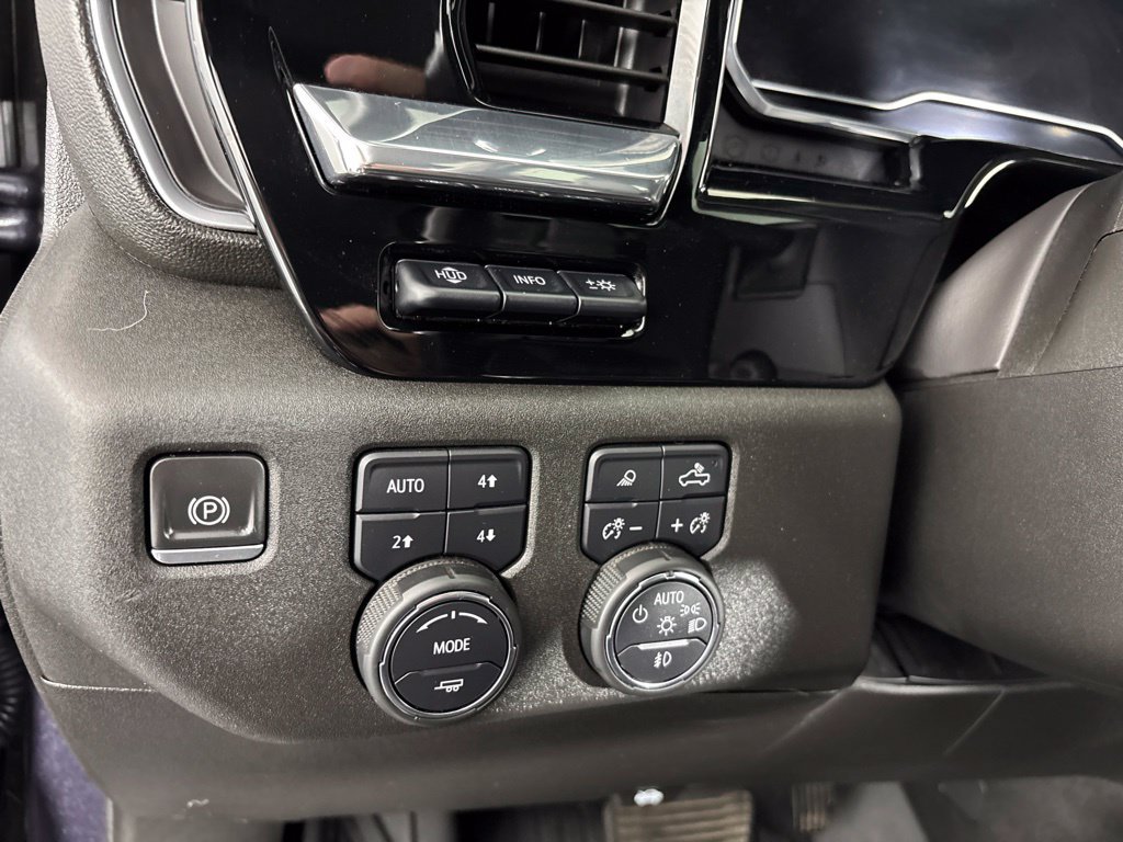 2023 Chevrolet Silverado 1500 LTZ - Photo 33