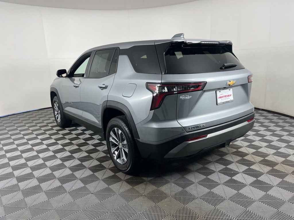 2025 Chevrolet Equinox LT - Photo 11