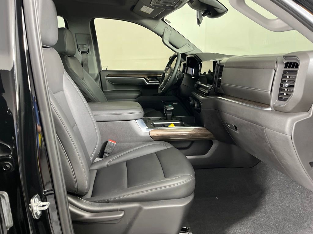 2025 Chevrolet Silverado 1500 LT Trail Boss - Photo 8
