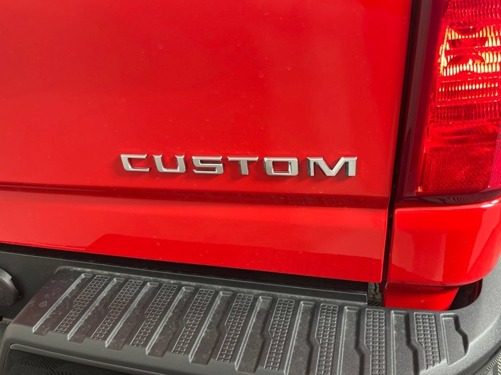 2026 Chevrolet Silverado 2500 HD Custom - Photo 17