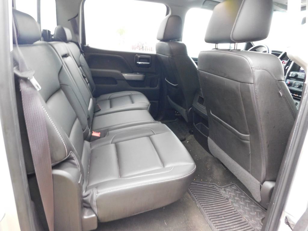 2016 Chevrolet Silverado 3500HD LTZ photo 4