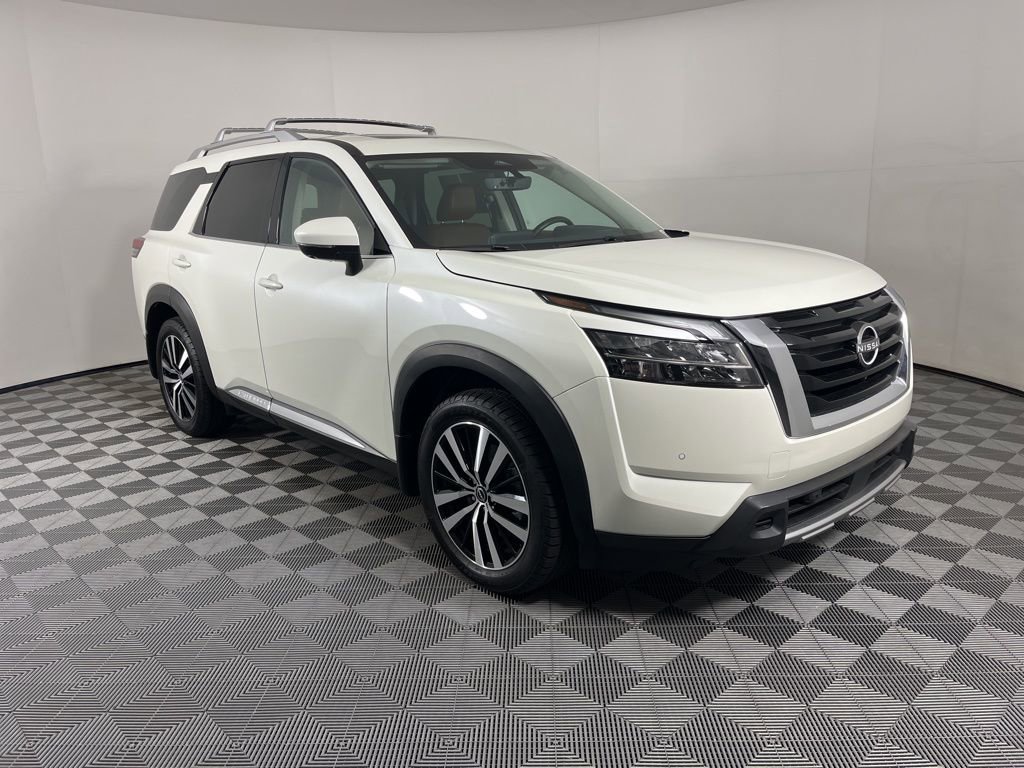 2024 Nissan Pathfinder Platinum - Photo 17