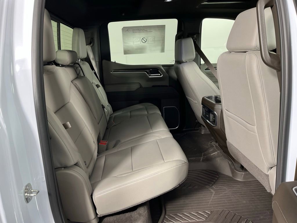 2026 Chevrolet Silverado 1500 LTZ - Photo 15