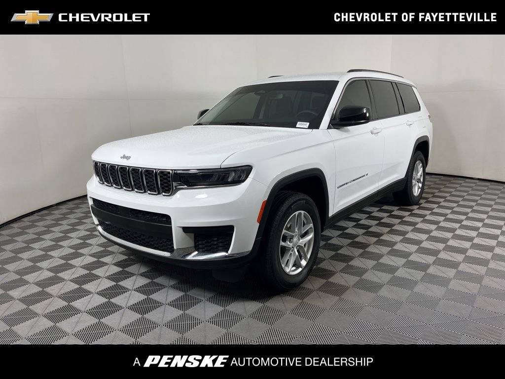 2023 Jeep Grand Cherokee L Laredo's photo