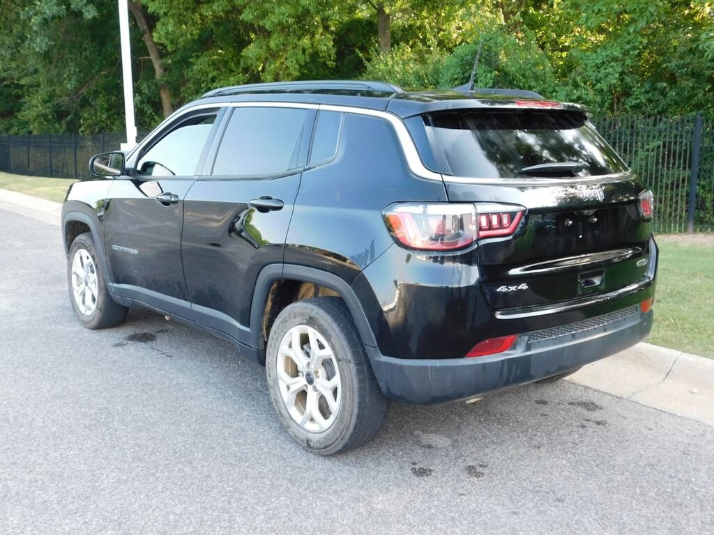 Used 2025 Jeep Compass Latitude SUV