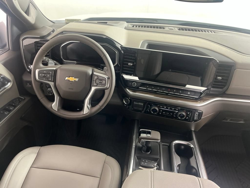 2026 Chevrolet Silverado 1500 LT - Photo 15