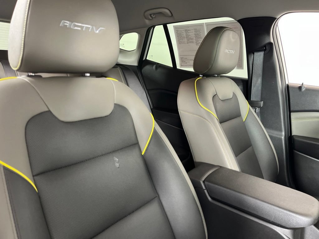 2025 Chevrolet Trax Activ - Photo 12