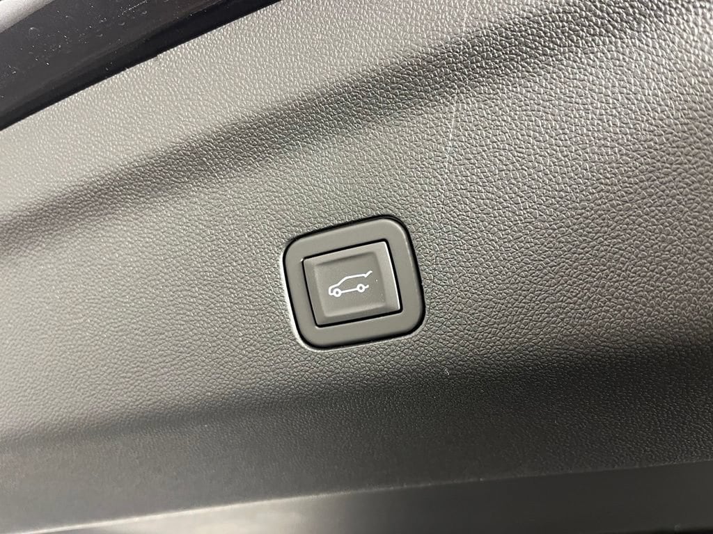 2026 Chevrolet Tahoe LT - Photo 23