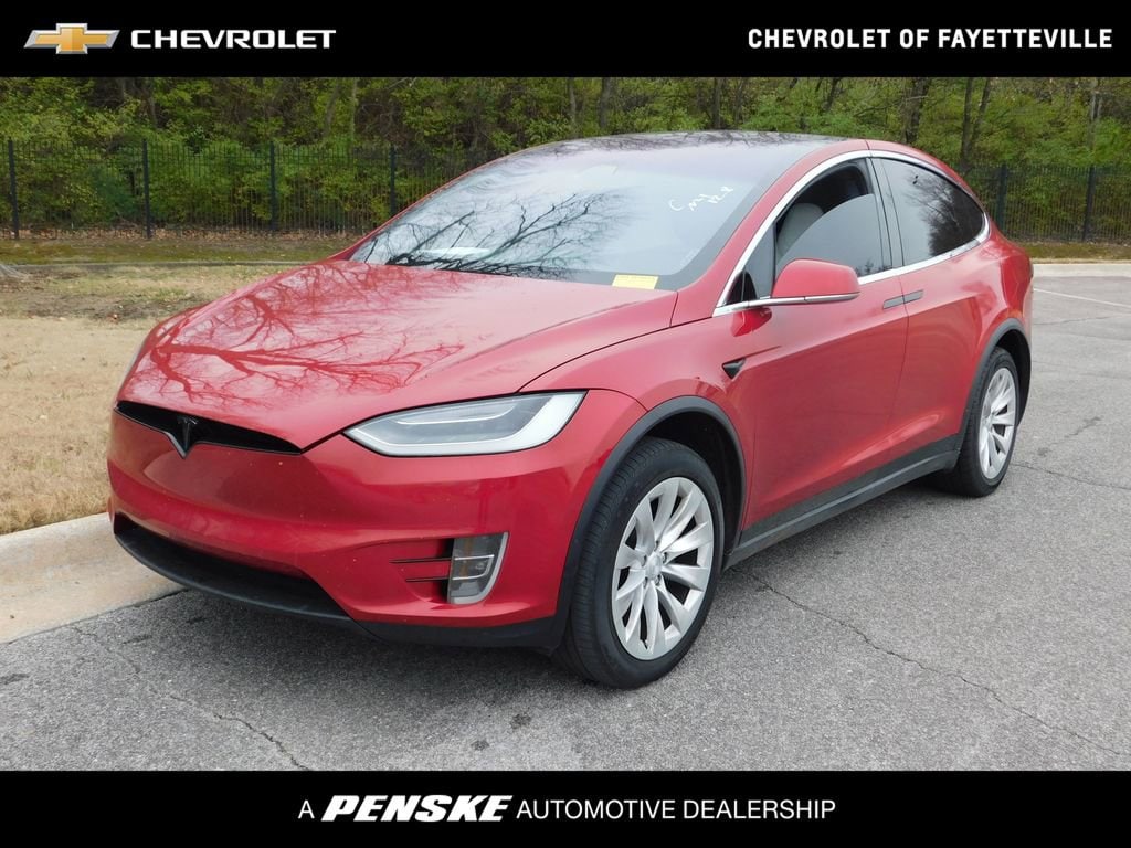 2019 Tesla Model X Long Range's photo