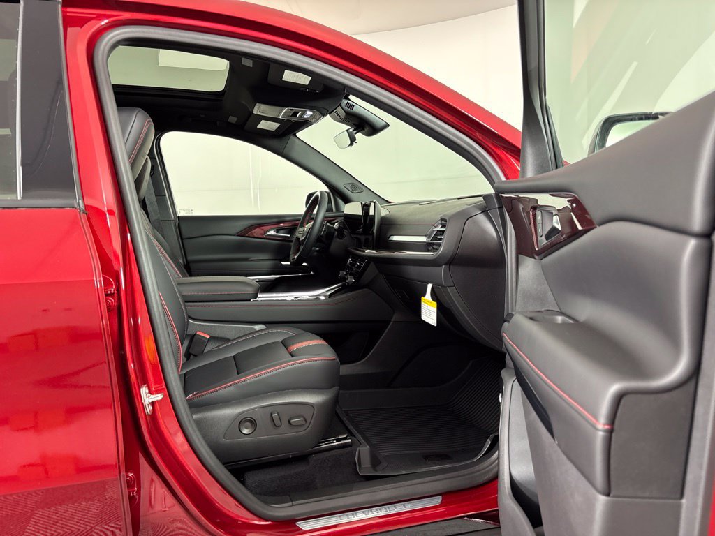 2027 Chevrolet Traverse RS - Photo 14