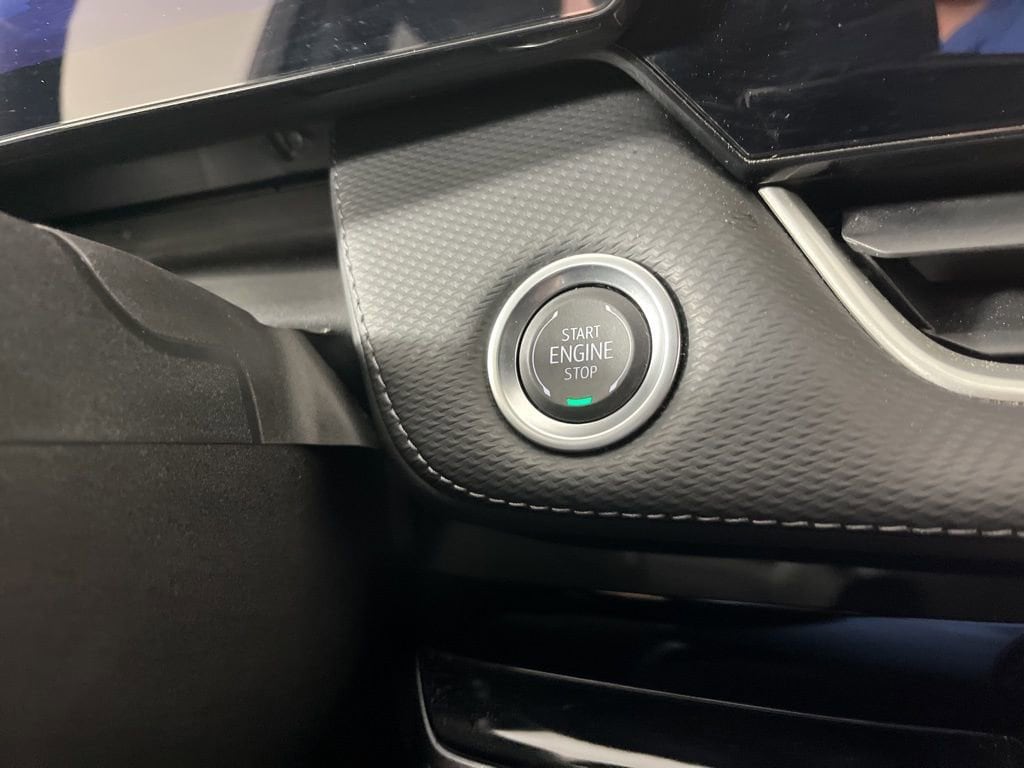 2025 Chevrolet Equinox LT - Photo 30