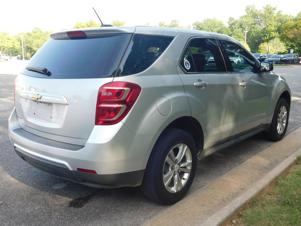 Used 2017 Chevrolet Equinox LS SUV