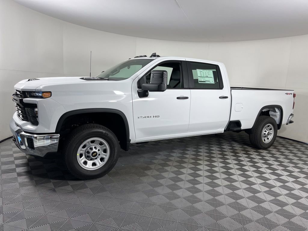 2026 Chevrolet Silverado 2500HD photo 2