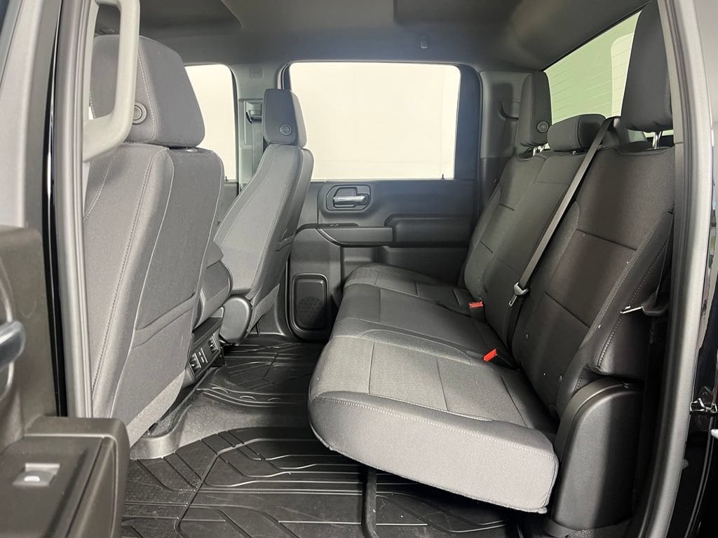 2026 Chevrolet Silverado 2500 HD Custom - Photo 18