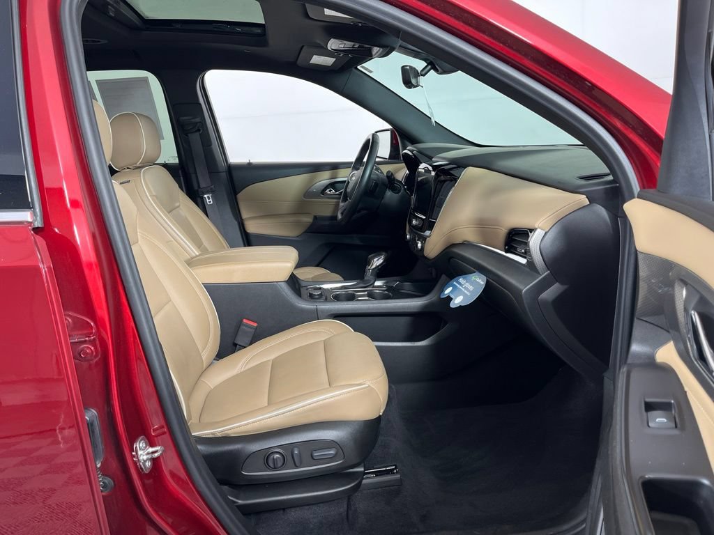 2022 Chevrolet Traverse Premier - Photo 6