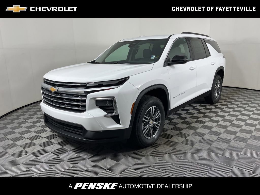 2026 Chevrolet Traverse LT's photo