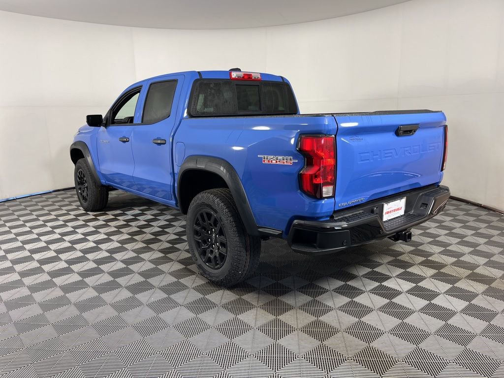 2026 Chevrolet Colorado Trail Boss photo 2
