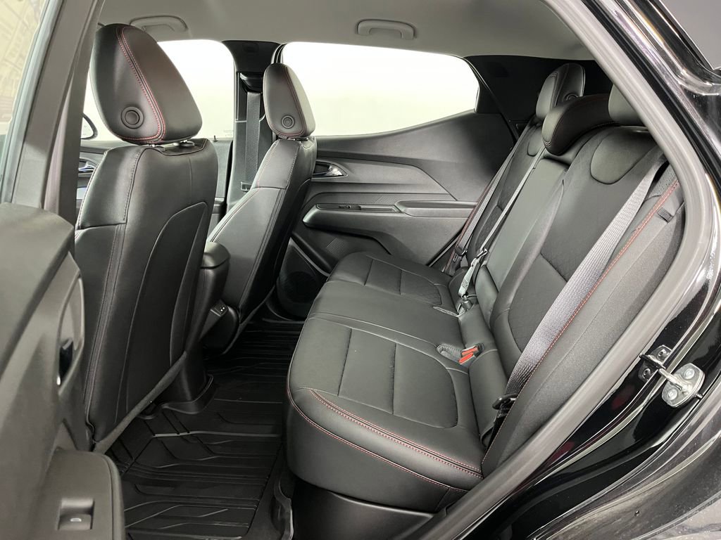 2027 Chevrolet Bolt RS - Photo 17