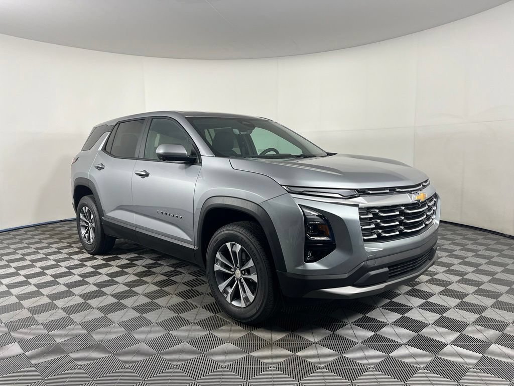 2027 Chevrolet Equinox LT - Photo 8