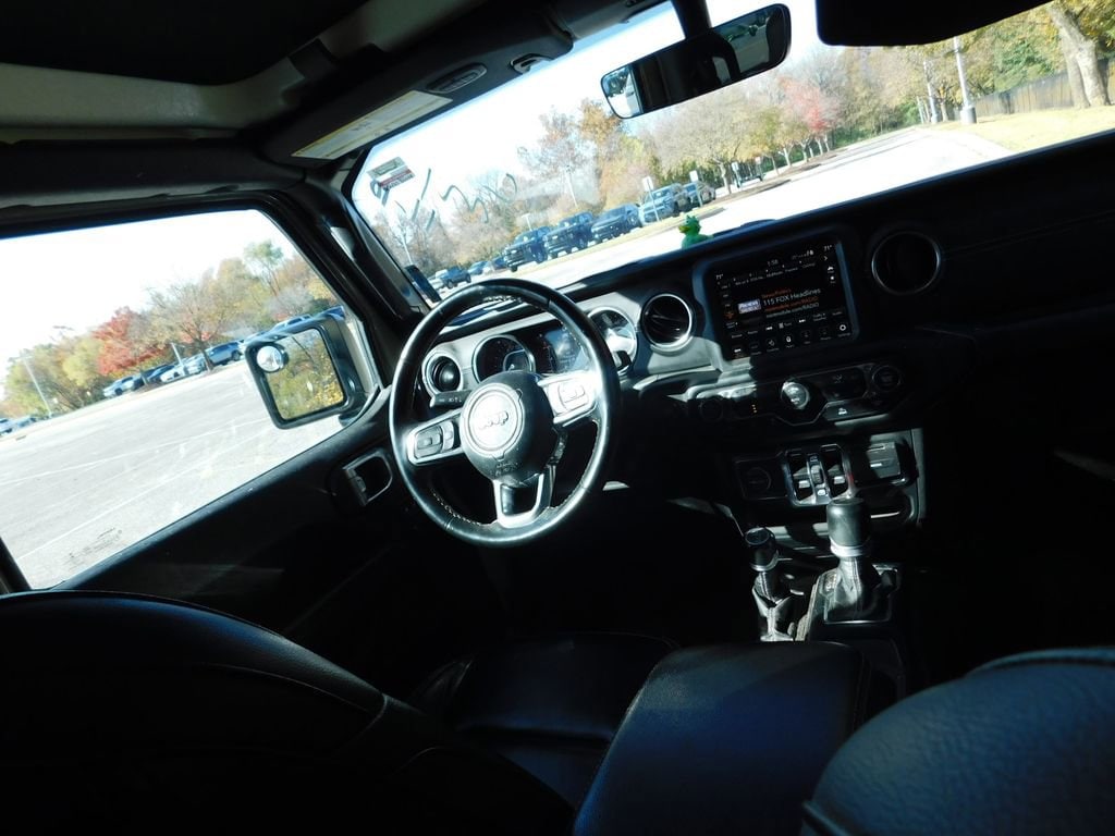 2022 Jeep Gladiator Overland photo 3