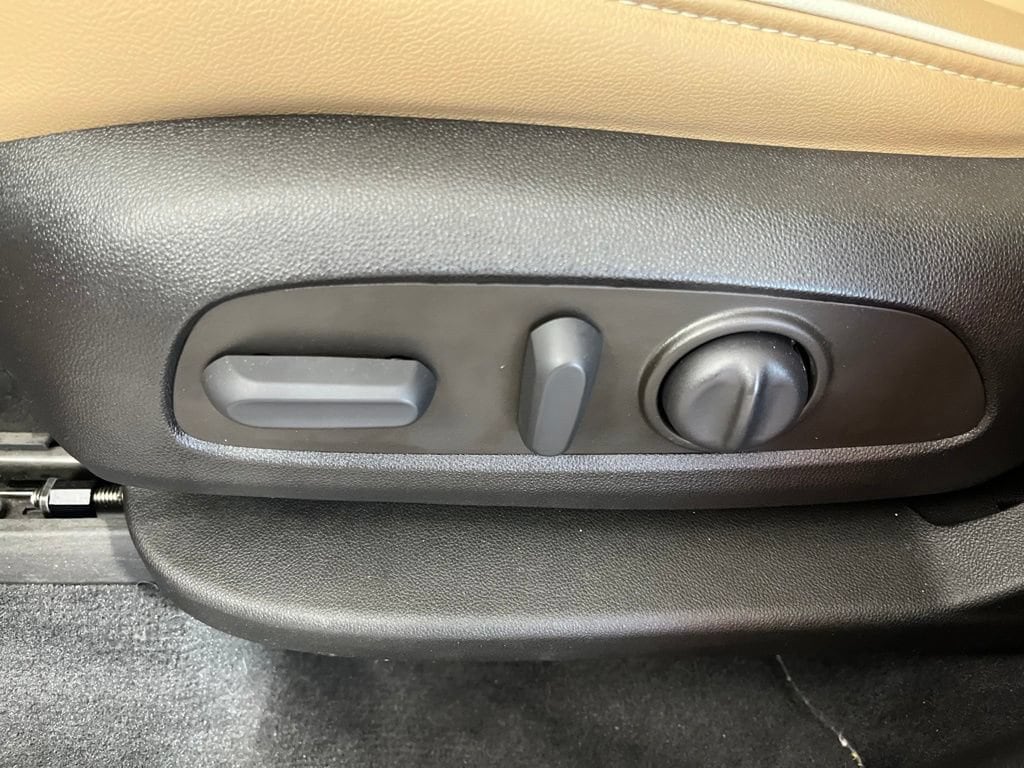 2022 Chevrolet Traverse Premier - Photo 30