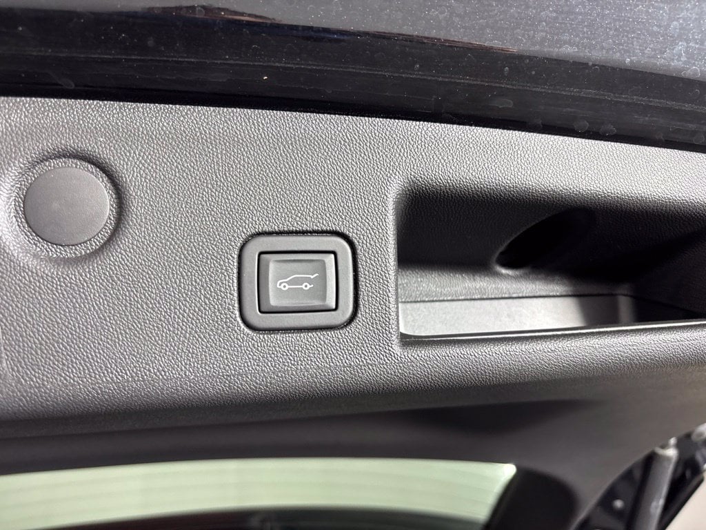 2023 Chevrolet Equinox LT - Photo 10